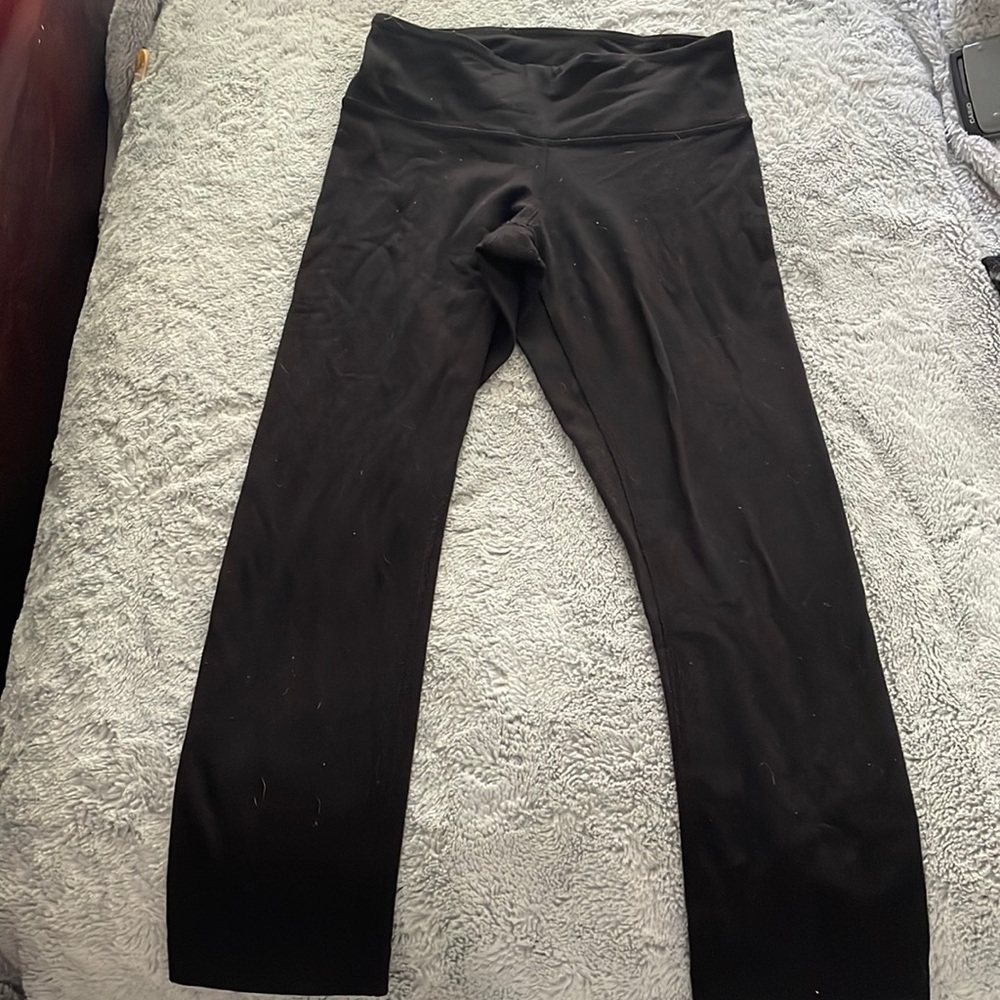 Lululemon Wunder Under Crop- low waist